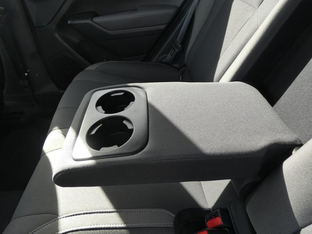 ��Ȓ����̔w������̓J�b�v�z���_�[�t���A�[�����X�g�ɂȂ�܂��B