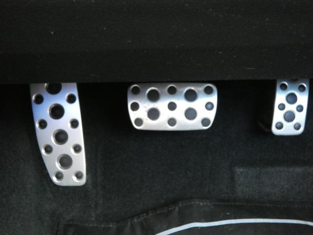 レヴォーグ １．６ＳＴＩスポーツアイサイト　８インチナビ　レザーシート　フルセグ　ＤＶＤ　ＣＤ　Ｂｌｕｅｔｏｏｔｈオーディオ　フロントカメラ　サイドカメラ　バックカメラ　ＥＴＣ２．０　ハイビームアシスト　リヤビークルディテクション（31枚目）