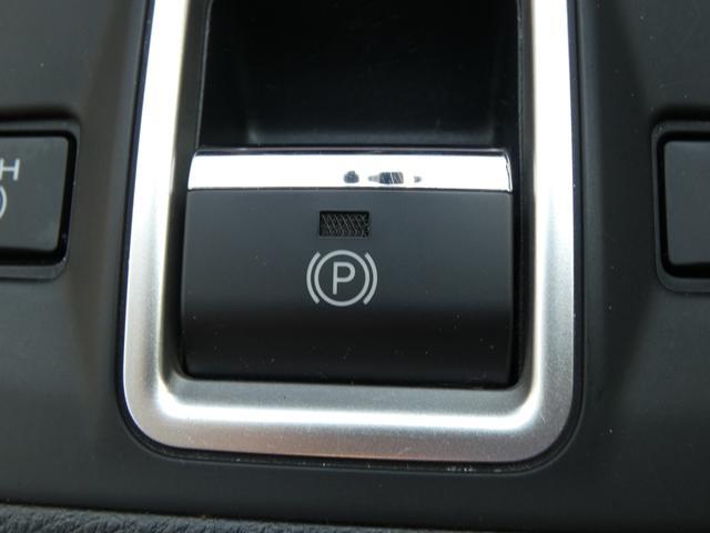 レヴォーグ １．６ＳＴＩスポーツアイサイト　８インチナビ　レザーシート　フルセグ　ＤＶＤ　ＣＤ　Ｂｌｕｅｔｏｏｔｈオーディオ　フロントカメラ　サイドカメラ　バックカメラ　ＥＴＣ２．０　ハイビームアシスト　リヤビークルディテクション（41枚目）