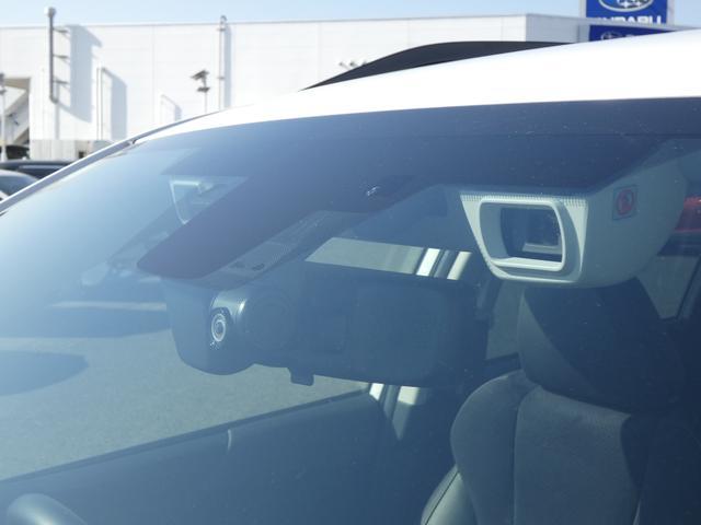 フォレスター スポーツ　タイヤ新品交換済　前後ドラレコ　ルーフレール　ダイアトーンナビ　Ｂｌｕｅｔｏｏｔｈオーディオ　ＵＳＢ　フロントカメラ　サイドカメラ　バックカメラ　ＥＴＣ２．０　スマートリヤビューミラー　ハイビームアシスト　電動リヤゲート　シートヒーター（13枚目）