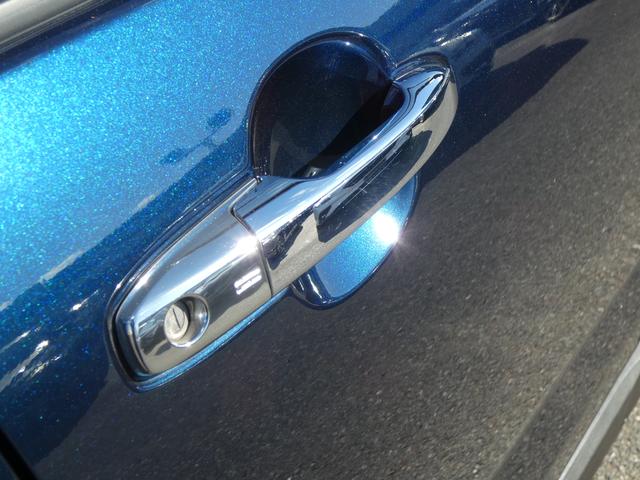 �������o���Ȃ��Ă��h�A�m�u�ɐG��邾���ŊJ���{�����\�ł�