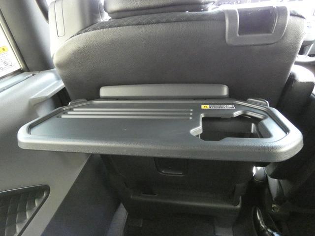 �m����ȃV�[�g�o�b�N�e�[�u���n�h���C�u�̋x�e���ɏ���Ȕw�������|�����ƂŁA�e�[�u���Ƃ��Ă��g�����������܂��B