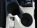 センターコンソールには前席カップホルダーが付いています！