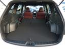 後席背もたれを倒すことで長い物も載せられる広々空間に大変身!キャンプ用品などもたっぷり載せられますね!