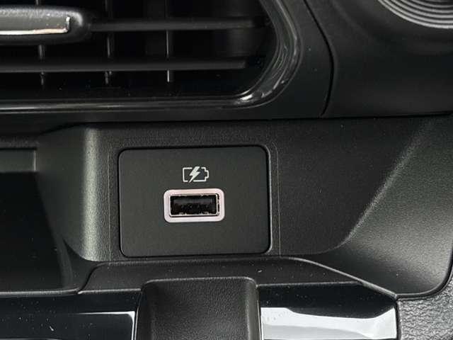 デイズ ６６０　ハイウェイスターＸ　プロパイロット　エディション　※雹害車　プロパイロット　ＬＥＤヘッドライ　スマートキー＆プッシュスタート　ＬＥＤヘッド　レーダークルーズ　アイドリングストップ　ＬＫＡＳ　パワーステアリング　オートエアコン　Ｂカメラ　パワーウィンド　キーフリーシステム　アルミホイール　ＡＢＳ（13枚目）
