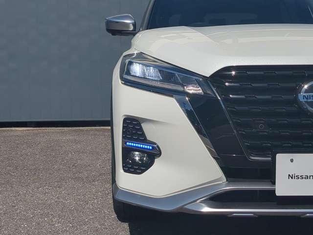 キックス １．２　ＡＵＴＥＣＨ　（ｅ－ＰＯＷＥＲ）　※雹害車　純正ナビ　プロパイロット　アラ　インテリジェントキー　アラウンドモニター　ＬＥＤヘットライト　ドライブレコーダー　エマージェンシーブレーキ　ＥＴＣ　メモリーナビ（3枚目）