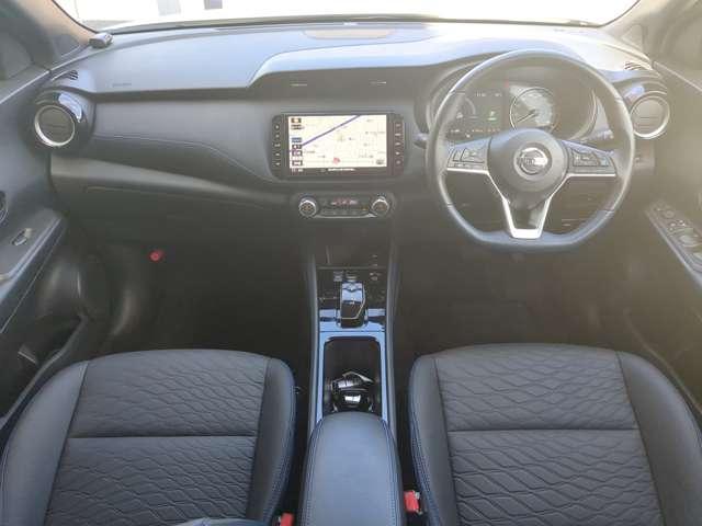 キックス １．２　ＡＵＴＥＣＨ　（ｅ－ＰＯＷＥＲ）　※雹害車　純正ナビ　プロパイロット　アラ　インテリジェントキー　アラウンドモニター　ＬＥＤヘットライト　ドライブレコーダー　エマージェンシーブレーキ　ＥＴＣ　メモリーナビ（4枚目）
