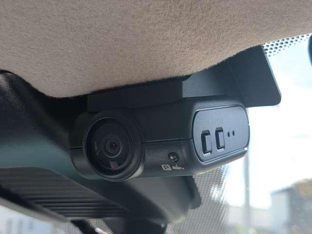 キックス １．２　ＡＵＴＥＣＨ　（ｅ－ＰＯＷＥＲ）　※雹害車　純正ナビ　プロパイロット　アラ　インテリジェントキー　アラウンドモニター　ＬＥＤヘットライト　ドライブレコーダー　エマージェンシーブレーキ　ＥＴＣ　メモリーナビ（10枚目）