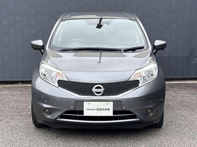 ノート 1.2 X 純正ナビ 全周囲カメラ ETC エマージェ レーダーブレーキサポート ETC搭載 1オーナー車 スマトキー キーレス 運転席助手席エアバッグ ナビTV ワンセグ バックカメラ エアコン パワーウィンドウ パワーステアリング レーンアシスト(2枚目)