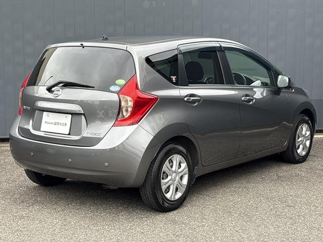 ノート 1.2 X 純正ナビ 全周囲カメラ ETC エマージェ レーダーブレーキサポート ETC搭載 1オーナー車 スマトキー キーレス 運転席助手席エアバッグ ナビTV ワンセグ バックカメラ エアコン パワーウィンドウ パワーステアリング レーンアシスト(3枚目)