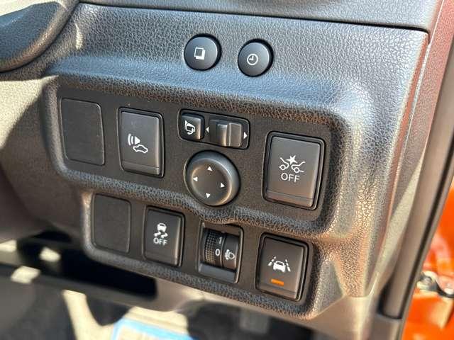 ノート 1.2 e-POWER X 純正ナビ 全周囲カメラ スマートミラー 360°カメラ 記録簿付 Rカメラ 運転席助手席エアバック AUTOエアコン 1オーナー ナビTV AW サイドカメラ 運転席エアバッグ キーレスエントリー ドラレコ ETC車載器 パワーウィンドウ(10枚目)