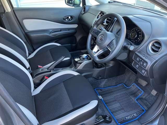 ノート 1.2 e-POWER X 純正ナビ 全周囲カメラ ドライブレコーダ 360°カメラ 記録簿付 Rカメラ 運転席助手席エアバック レーンキープ AUTOエアコン 1オーナー 盗難防止システム ナビTV AW サイドカメラ 運転席エアバッグ キーレスエントリー ドラレコ(5枚目)