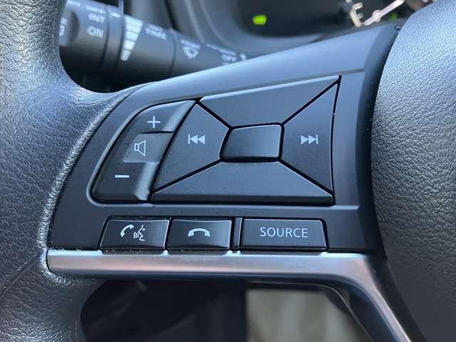 ノート 1.2 e-POWER X 純正ナビ 全周囲カメラ ドライブレコーダ 360°カメラ 記録簿付 Rカメラ 運転席助手席エアバック レーンキープ AUTOエアコン 1オーナー 盗難防止システム ナビTV AW サイドカメラ 運転席エアバッグ キーレスエントリー ドラレコ(13枚目)