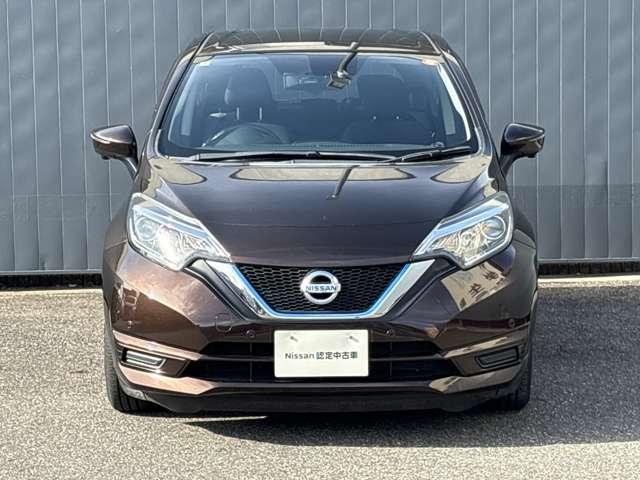 ノート 1.2 e-POWER X 純正ナビ 全周囲カメラ スマートミラー 360°カメラ 記録簿付 Rカメラ 運転席助手席エアバック レーンキープ AUTOエアコン 1オーナー ナビTV AW サイドカメラ 運転席エアバッグ キーレスエントリー ドラレコ ETC車載器(2枚目)