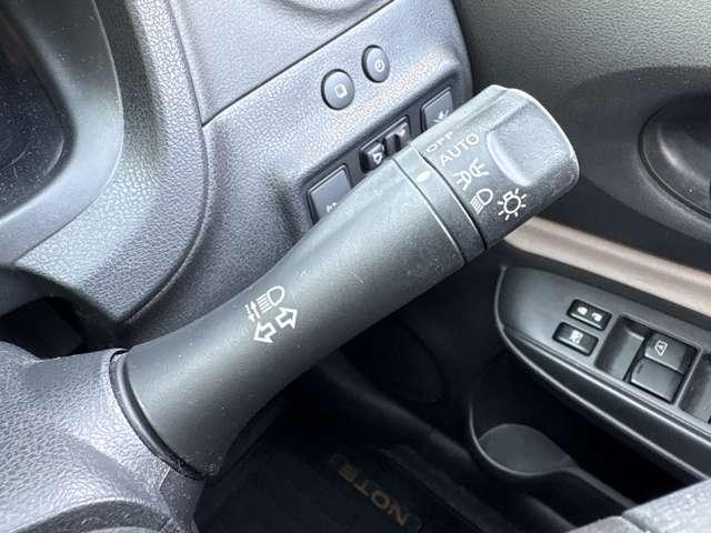 ノート 1.2 e-POWER X 純正ナビ 全周囲カメラ スマートミラー 360°カメラ 記録簿付 Rカメラ 運転席助手席エアバック レーンキープ AUTOエアコン 1オーナー ナビTV AW サイドカメラ 運転席エアバッグ キーレスエントリー ドラレコ ETC車載器(12枚目)