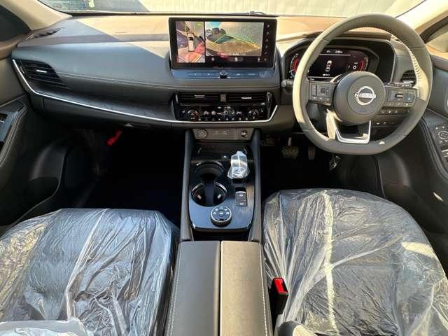 エクストレイル 1.5 G e-4ORCE 4WD ※雹害車 プロパイロット 全周囲カメラ 本革S パークアシスト LEDヘッドランプ ナビTV スマートキー レーダークルーズ LKA キーフリー ETC 4WD アルミホイール メモリーナビ バックカメラ サイドカメラ オートエアコン PS(4枚目)