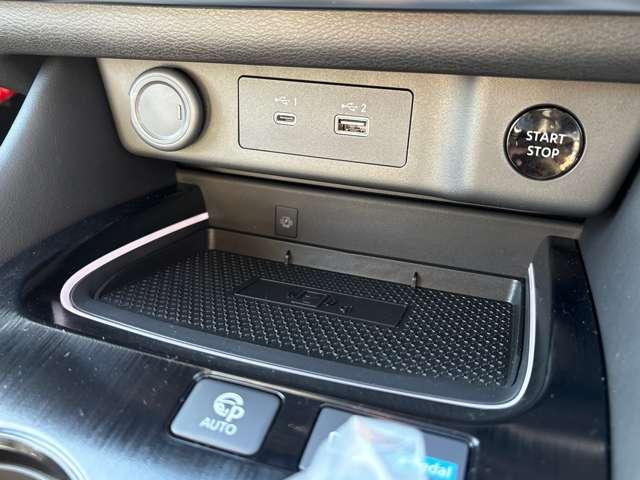 エクストレイル 1.5 G e-4ORCE 4WD ※雹害車 プロパイロット 全周囲カメラ 本革S パークアシスト LEDヘッドランプ ナビTV スマートキー レーダークルーズ LKA キーフリー ETC 4WD アルミホイール メモリーナビ バックカメラ サイドカメラ オートエアコン PS(12枚目)