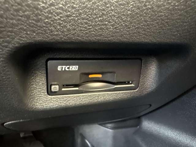 エクストレイル 1.5 G e-4ORCE 4WD ※雹害車 プロパイロット 全周囲カメラ 本革S パークアシスト LEDヘッドランプ ナビTV スマートキー レーダークルーズ LKA キーフリー ETC 4WD アルミホイール メモリーナビ バックカメラ サイドカメラ オートエアコン PS(13枚目)