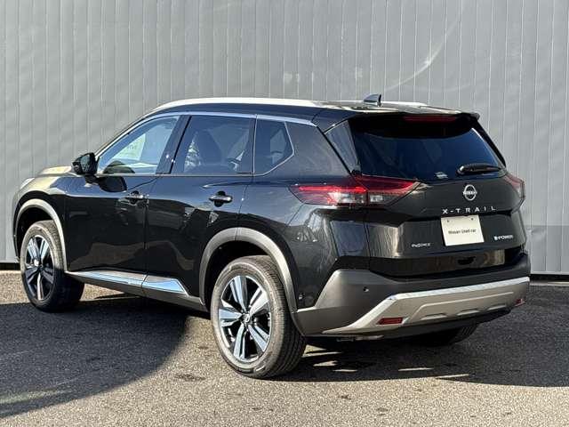 エクストレイル 1.5 G e-4ORCE 4WD ※雹害車 プロパイロット 全周囲カメラ 本革S パークアシスト LEDヘッドランプ ナビTV スマートキー レーダークルーズ LKA キーフリー ETC 4WD アルミホイール メモリーナビ バックカメラ サイドカメラ オートエアコン PS(19枚目)