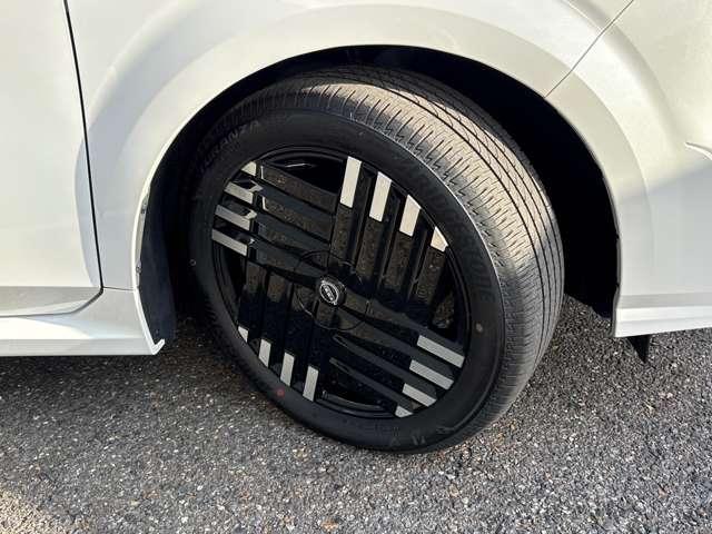 オーラ １．２　Ｇ　※雹害車　プロパイロット　全周囲カメラ　自動（被害軽減）ブレーキ　ＬＥＤ　ＬＫＡ　サイドカメラ　ＥＴＣ　カーテンエアバッグ　アルミホイール　インテリジェントキー　パワーウィンドウ　フルオートエアコン　キーレスエントリー　メモリーナビ　ＡＢＳ（16枚目）