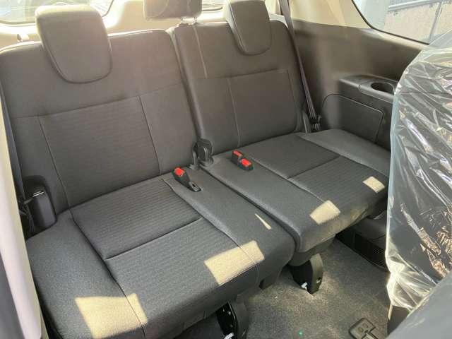 セレナ 2.0 ハイウェイスターV ※雹害車 メーカーナビ プロパイロット W電動スライド レーダークルコン レーンアシスト LEDランプ ETC装備 カーテンエアバッグ アルミホイール キーフリー メモリ-ナビ ナビTV エアコン ドラレコ ワンセグTV バックカメラ(7枚目)