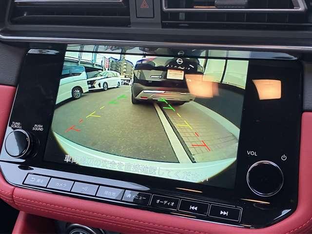 駐車時に便利なバックモニター付きです。これで馴れない場所での駐車も安心ですね。