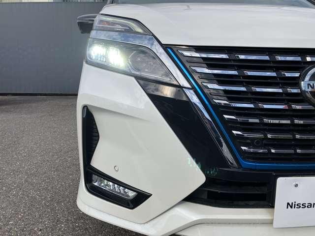 セレナ 1.2 e-POWER ハイウェイスター V 純正ナビ 全周囲カメラ 360°カメラ エマジェンシーブレーキ 1オナ スマキー バックカメラ LED レーンアシスト 点検記録簿付 ETC ドラレコ サイドカーテンエアバック フルオートエアコン アルミホイール エアバック(3枚目)