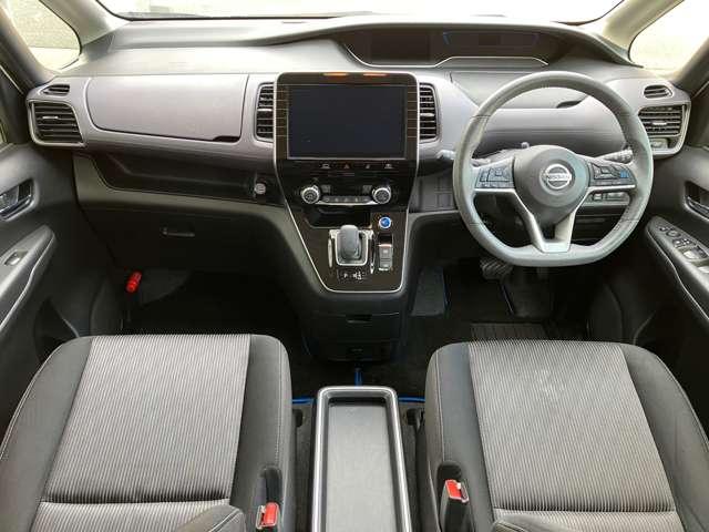 セレナ 1.2 e-POWER ハイウェイスター V 純正ナビ 全周囲カメラ 360°カメラ エマジェンシーブレーキ 1オナ スマキー バックカメラ LED レーンアシスト 点検記録簿付 ETC ドラレコ サイドカーテンエアバック フルオートエアコン アルミホイール エアバック(4枚目)