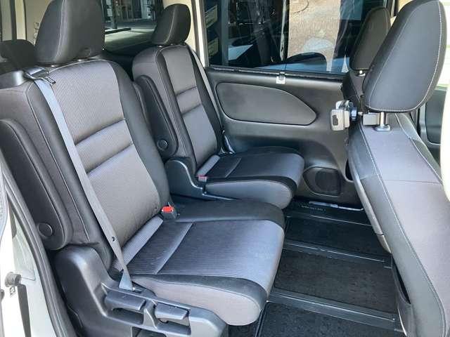 セレナ 1.2 e-POWER ハイウェイスター V 純正ナビ 全周囲カメラ 360°カメラ エマジェンシーブレーキ 1オナ スマキー バックカメラ LED レーンアシスト 点検記録簿付 ETC ドラレコ サイドカーテンエアバック フルオートエアコン アルミホイール エアバック(6枚目)