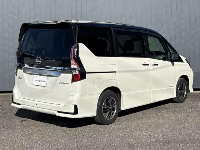 セレナ 1.2 e-POWER ハイウェイスター V プロパイロット 全周囲カメラ 大画面ナビ 360°カメラ エマジェンシーブレーキ 1オナ スマキー バックカメラ LED レーンアシスト 点検記録簿付 ETC ドラレコ サイドカーテンエアバック フルオートエアコン アルミホイール エアバック(3枚目)