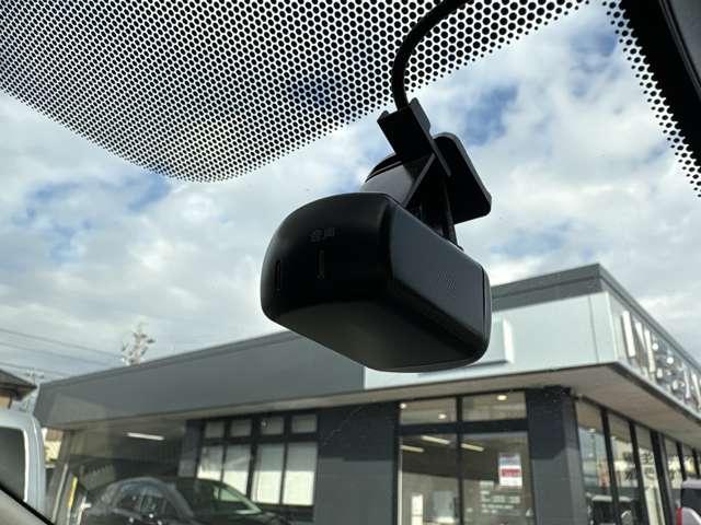 セレナ 1.2 e-POWER ハイウェイスター V プロパイロット 全周囲カメラ 大画面ナビ 360°カメラ エマジェンシーブレーキ 1オナ スマキー バックカメラ LED レーンアシスト 点検記録簿付 ETC ドラレコ サイドカーテンエアバック フルオートエアコン アルミホイール エアバック(13枚目)