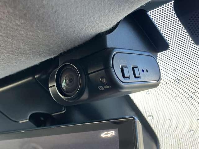 ノート 1.2 X 純正ナビ 全周囲カメラ リアカメラ 衝突被害軽減ブレ-キ 全方位カメラ ETC付 LEDヘッドライト レーンアシスト インテリジェントキー ワンオーナー ドラレコ ワンセグTV TVナビ サイドカーテンエアバック 試乗車UP(11枚目)