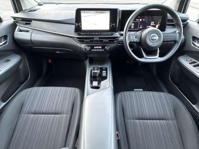 ノート 1.2 X 全周囲カメラ スマートミラー 純正ナビ リアカメラ 衝突被害軽減ブレ-キ 全方位カメラ ETC付 LEDヘッドライト レーンアシスト インテリジェントキー ワンオーナー ドラレコ 整備記録簿 ワンセグTV TVナビ サイドカーテンエアバック(4枚目)