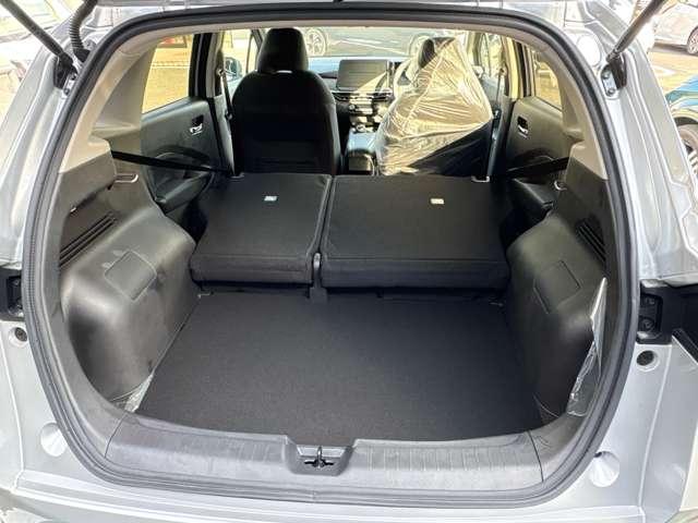 ノート １．２　Ｘ　※雹害車　全周囲カメラ　スマートミラー　リアカメラ　衝突被害軽減ブレ－キ　全方位カメラ　ＬＥＤヘッドライト　レーンアシスト　インテリジェントキー　サイドカーテンエアバック　サイドカメラ　パワーウィンドウ　オートエアコン　キーレス　ＡＢＳ（15枚目）