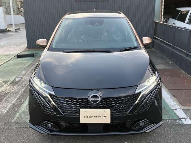 オーラ １．２　Ｇ　※雹害車　プロパイロット　全周囲カメラ　自動（被害軽減）ブレーキ　ＬＥＤ　ＬＫＡ　サイドカメラ　ＥＴＣ　カーテンエアバッグ　アルミホイール　インテリジェントキー　パワーウィンドウ　ワンオーナー　フルオートエアコン　キーレスエントリー　ＡＢＳ（19枚目）