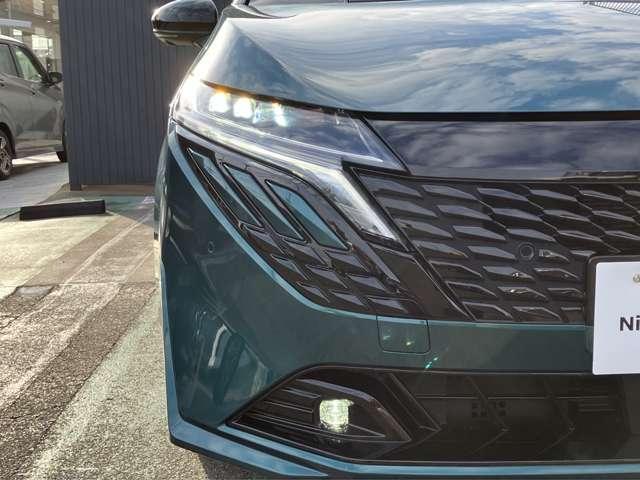 オーラ 1.2 G ※雹害車 全周囲カメラ スマートミラー 自動(被害軽減)ブレーキ LED LKA サイドカメラ カーテンエアバッグ アルミホイール インテリジェントキー パワーウィンドウ ワンオーナー フルオートエアコン キーレスエントリー バックモニター(3枚目)