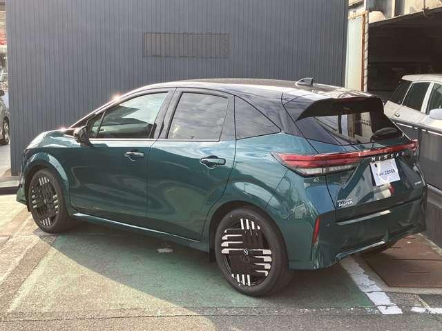 オーラ 1.2 G ※雹害車 全周囲カメラ スマートミラー 自動(被害軽減)ブレーキ LED LKA サイドカメラ カーテンエアバッグ アルミホイール インテリジェントキー パワーウィンドウ ワンオーナー フルオートエアコン キーレスエントリー バックモニター(18枚目)