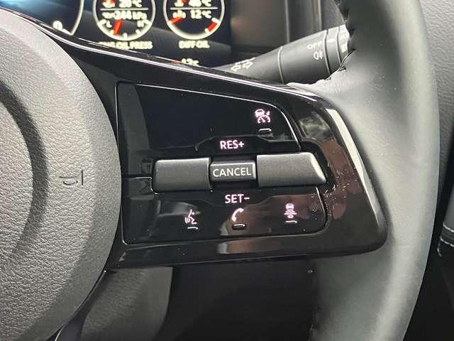 フェアレディＺ ３．０　バージョン　ＳＴ　※雹害車　６ＭＴ　メーカーナビ　衝突軽減システム　レーンキープ　オートクルーズ　Ｂモニタ　ナビ　ワンオーナ　アルミホイール　ＬＥＤヘッドライト　スマートキー　ＥＴＣ　キーレス　オートエアコン　パワーステアリング　メモリーナビ（14枚目）