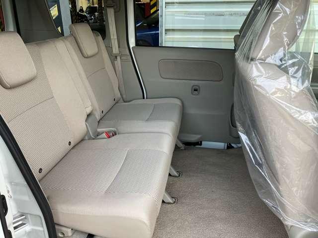 クリッパーリオ ６６０　Ｇ　ハイルーフ　純正ナビ　バックカメラ　ドライブレコーダ　ナビ　スマートキー　両側パワースライドドア　ＬＥＤヘッドライト　レーンアシスト　ドライブレコーダー　オートエアコン　アイドリングストップ　衝突軽減システム（6枚目）