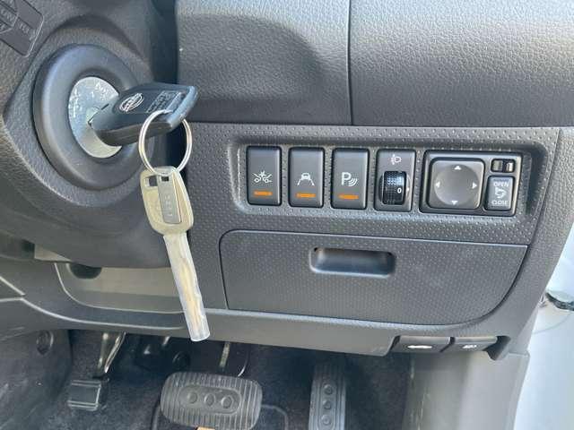 ＡＤ １．５　ＶＥ　メモリーナビ　バックカメラ　フロントパワーウインドウ　マニュアルエアコン　助手席エアバッグ　記録簿　車線逸脱防止　キーレス　エマージェンシーブレーキ　ワンセグＴＶ　メモリーナビ　パワステ　ドライブレコーダー　ＡＢＳ　バックカメラ（7枚目）
