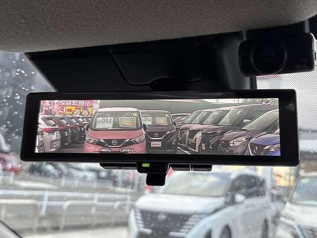 ��D�]�u�C���e���W�F���g���[���~���[�v�I�ԗ�����̃J�����f�����~���[�ɉf��̂ŁA�����ו��������Ă����S����Ԃ∫�V��̓��ł��N���A�ȉf���Ŏ��E�ǍD�ł���