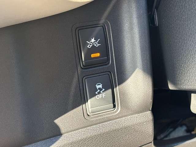 �G�}�[�W�F�V�[�u���[�L�i�Փ˔�Q�y���u���[�L�j����̍ۂɋً}�u���[�L�������A�Փˉ���̉\�������߂܂��B