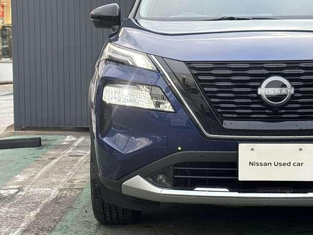 エクストレイル 1.5 G e-4ORCE 4WD ※雹害車 プロパイロット 全周囲カメラ LEDヘッドランプ ナビTV スマートキー レーダークルーズ LKA キーフリー ETC 4WD アルミホイール メモリーナビ バックカメラ サイドカメラ オートエアコン PS エアB PW アラモニ(17枚目)