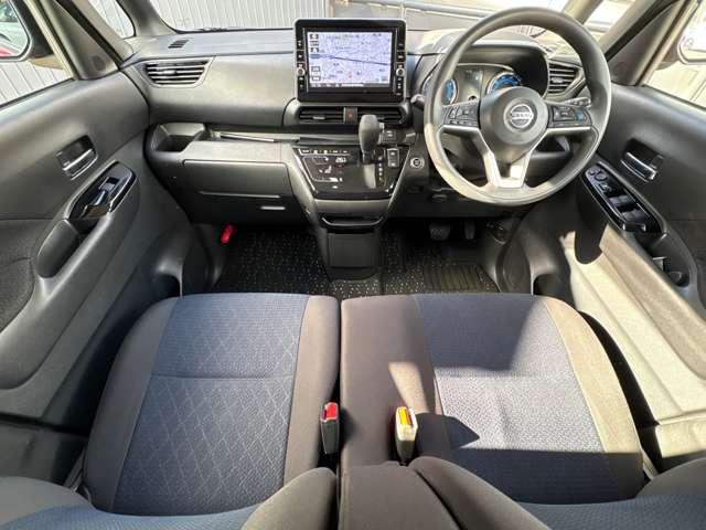 ルークス ６６０　ハイウェイスターＸ　プロパイロット　エディション　プロパイロット　全周囲カメラ　大画面ナビ　左右パワースライドドア　アイドリング　パノラマモニター　助手席エアバッグ　衝突軽減ブレーキ　ＰＷ　ナビ＆ＴＶ　１セグ　ＬＥＤヘッドライト　ＬＤＷ　スマートキー　ＥＴＣ　ワンオーナー車　バックカメラ（4枚目）