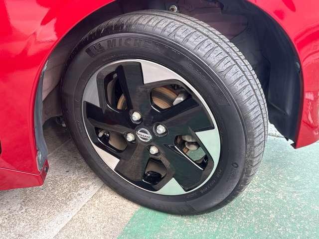 ルークス ６６０　ハイウェイスターＸ　プロパイロット　エディション　プロパイロット　全周囲カメラ　大画面ナビ　左右パワースライドドア　アイドリング　パノラマモニター　助手席エアバッグ　衝突軽減ブレーキ　ＰＷ　ナビ＆ＴＶ　１セグ　ＬＥＤヘッドライト　ＬＤＷ　スマートキー　ＥＴＣ　ワンオーナー車　バックカメラ（16枚目）