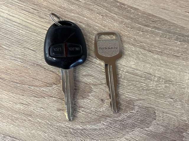 デイズ 660 S エマージェンシーブレーキ 運転席助手席エアバック キーレス付き アイドルストップ 運転席エアバック パワーウインド パワステ エアコン ABS メンテナンスノート 1オーナー 被害軽減ブレーキ(12枚目)