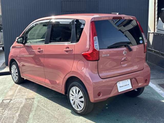 デイズ ６６０　Ｘ　純正ナビ　全周囲カメラ　オートエアコン　地デジフルセグＴＶ　ＥＴＣ装備　アイドリングストップ車　ナビ＆ＴＶ　ドラレコ　バックカメラ　リモコンキー　メモリーナビ　エアバック　ＰＷ　ＡＢＳ　サイドカメラ（19枚目）