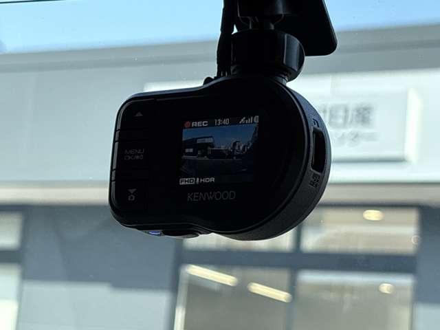 デイズ ６６０　Ｘ　純正ナビ　全周囲カメラ　オートエアコン　地デジフルセグＴＶ　ＥＴＣ装備　アイドリングストップ車　ナビ＆ＴＶ　ドラレコ　バックカメラ　リモコンキー　メモリーナビ　エアバック　ＰＷ　ＡＢＳ　サイドカメラ（22枚目）