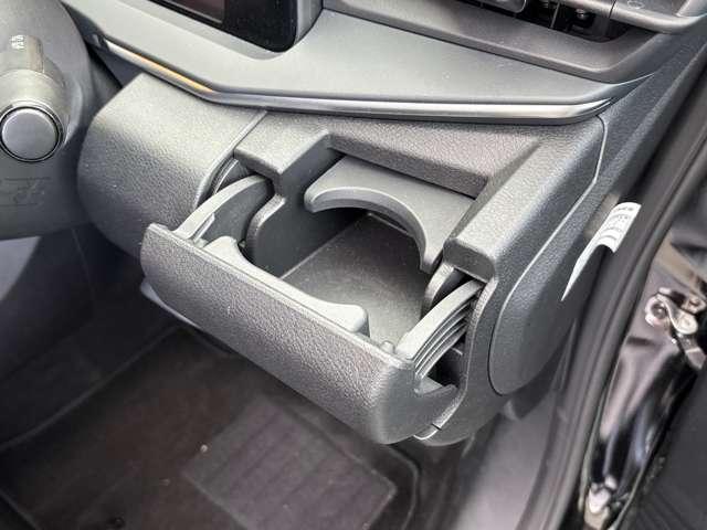 ノート １．２　Ｘ　プロパイロット　全周囲カメラ　純正ナビ　インテリジェントクルーズ　助手席エアバック　ＰＳ　ＰＷ　地デジ　キーフリーシステム　【ＬＥＤヘッドライト】　ＡＡＣ　記録簿付き　ワンオ－ナ－車　オートハイビーム（36枚目）