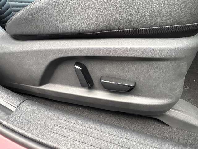 オーラ １．２　Ｇ　レザーエディション　※雹害車　プロパイロット　全周囲カメラ　シートヒータ　スマ－トキ－　ＡＨＢ　ＬＥＤライト　ナビ＆ＴＶ　追従式クルーズコントロール　レーンキープ　アルミホイール　エアバッグ　エアコン　ＡＢＳ　パワステ（33枚目）